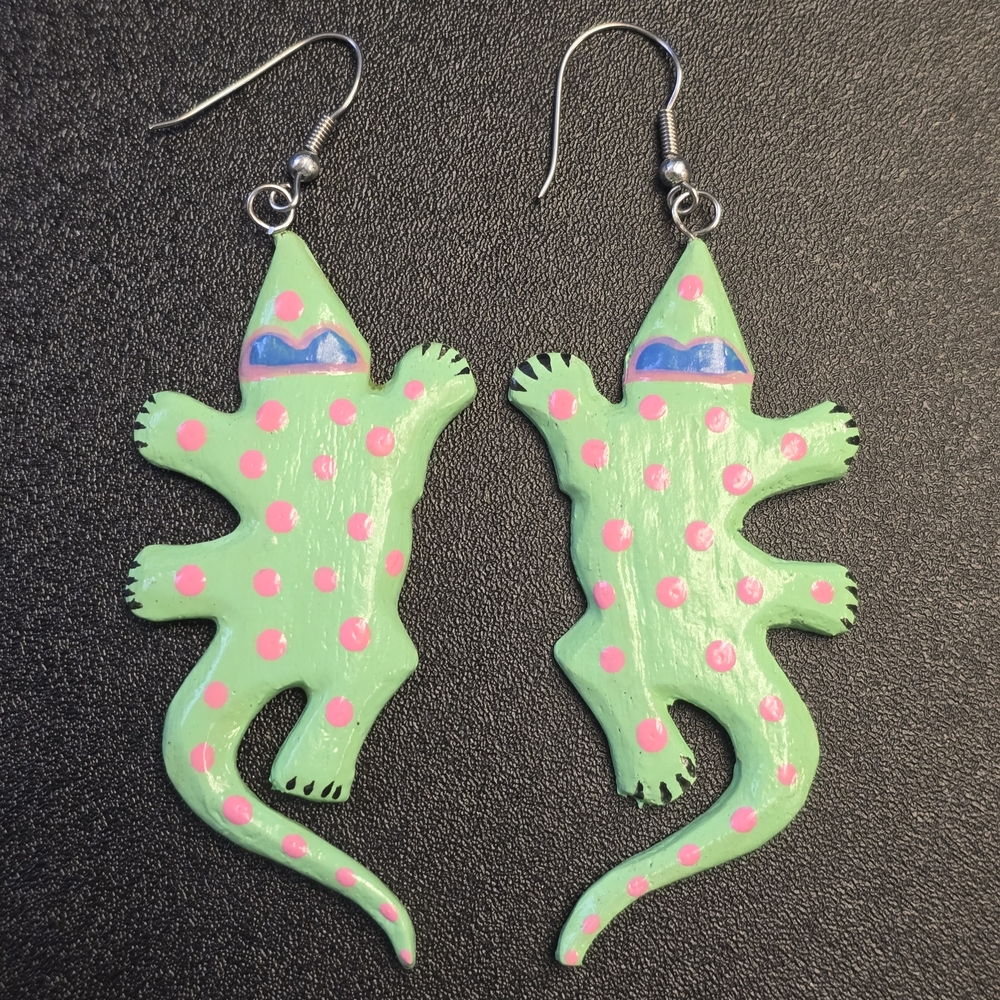 Playful Green Gecko Drop Earrings with Pink Polka Dots